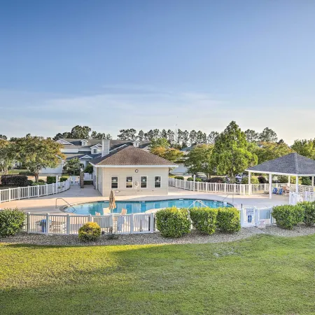 Legends Golf & Resort Townhouse: Resort Amenities!