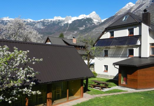 3. 아파트 므라킥..