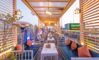 Hibiscus Select Hotel