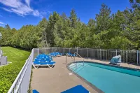 Door County Getaway - Walk to State Park! - parking
