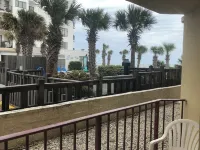 Gazebo Inn Oceanfront Hotels near Myrtle Waves
