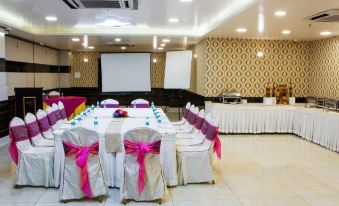 The Avr Hotels & Banquets