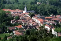 Logis Hotels - Hôtel et Restaurant de la Montagne Noire Hotels in Belleserre