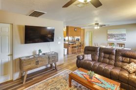 Dog-Friendly Bullhead City Home - Walk to Beach!