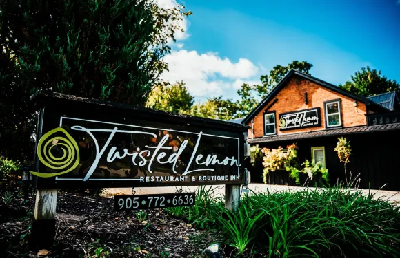 扭曲檸檬餐廳和精品旅館