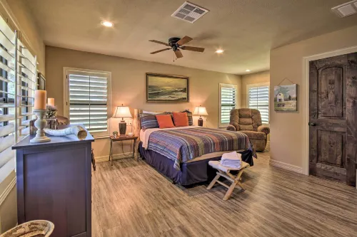 Lakefront Wallis Ranch w/ Private Beach & Patio!