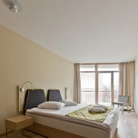 Mana Suites & Sea