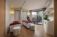 Westlake Pearl Suites & Spa - By Pegasy Group - spa
