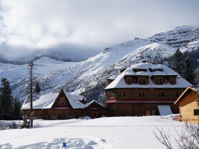 The Lodge at Bow Lake