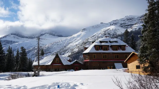 The Lodge at Bow Lake