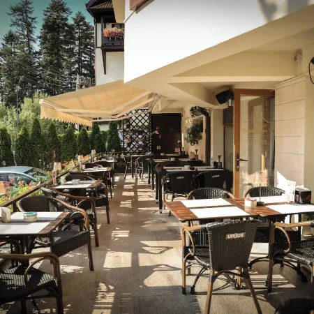 Hotel Marea Neagra
