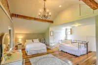 Historic Ottawa Lake House Deck, Barn and 96 Acres! - 3-Star