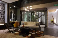 Mulan City Villa Motel