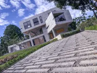 Block House Hotels in Nantou