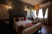 Villa Ecotiva 나인 팜스 - 팜 앤드 프로텍티드 포레스트, 리포레스테이션 앤드 워터 보호관리지구 주변 호텔