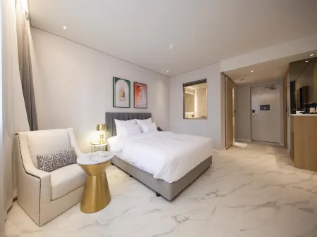 Hotel Londoner Yongwon Отели рядом с достопримечательностью «Чинхэгу»