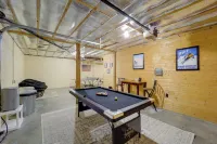 Family-Friendly Blue Ridge Cabin w/ Game Room! - Wifi