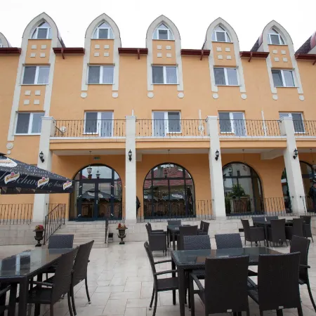 Hotel Maxim