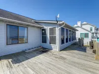 Atlantic Beach Home by Fort Macon State Park Hotele w: Atlantic Beach