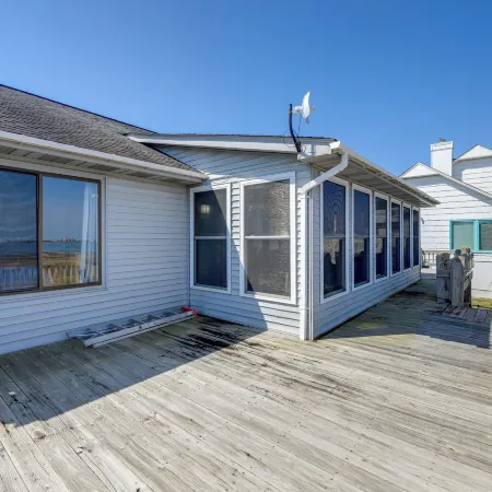 Atlantic Beach Home by Fort Macon State Park