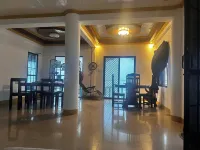 Becca's Vacation House Hotels in Tabuelan