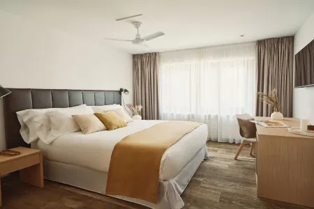 Met Pamplona Отели в г. Куэнка де Памплона - Памплона