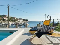 Luxury apartments Lun - Apt 4 Hotels in Lun