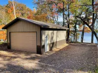 Sunrise Chalet on Potato Lake - Water Front - Dock - Game Room - Hot Tub Hotels in Rusk