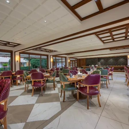 Snow Valley Resorts & Spa Manali