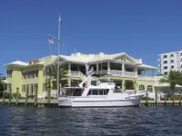 BeautifulLocation,Waterside Views! Walking Distance, Elevator,Garage, Pool&Spa Hotels near Naples Municipal Airport