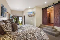 Shoreline Vista Lake Views, Near Hike & Bike!