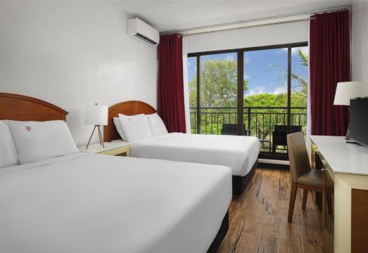 슈어스테이 호텔