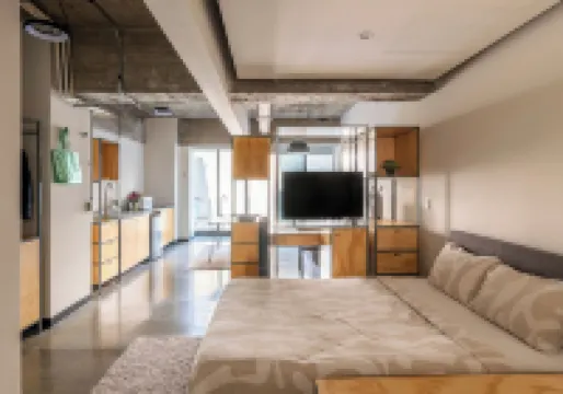 ตริเวอร์ ฟลอเรนเซีย โรงแรมใกล้อนุสาวรีย์พระเจ้าอิสรภาพ