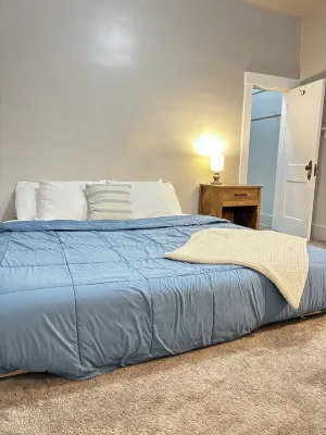 Fully Furnished Cozy 1 Bedroom Unit