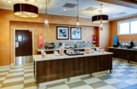 Hampton Inn & Suites Columbus
