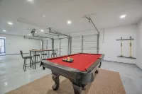 Whitewood Oasis-Your Poolside Retreat with  Heated  Pool in Spring, TX