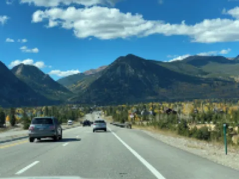 Condo Closer to Ski areas unit B