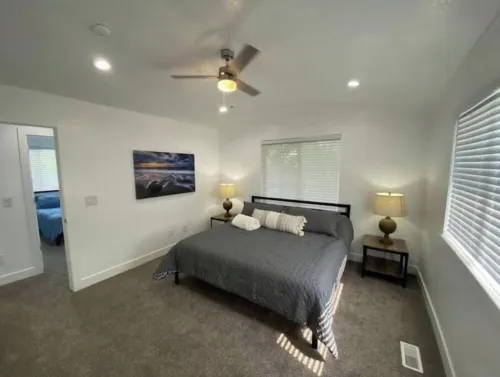 Mountain Lounge…TV, Wifi, Parking, + More!