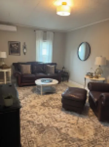 2 Bedroom  Downtown Greeneville- Park Place