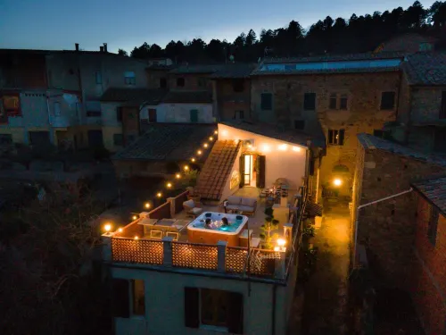 Agri apartment La Terrazza - La Ripadoro with Jacuzzi Hotels in Chianni