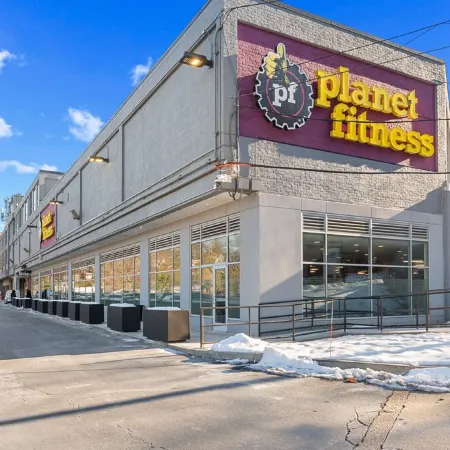Capitol Hill King Bed Suite+Free Parking+Private Lounge Отели рядом с достопримечательностью «Беннинг-роуд»