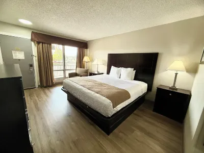 Days Inn by Wyndham St. Charles IL Hotels near Langum Park