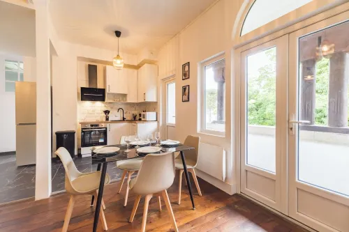 Quiet balcony, close to train station Hotel Lefort Hotels in Guingamp