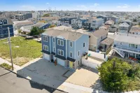 Newly Built Luxury Townhouse in Ortley Beach!
