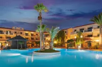 Elba Lucía Sport & Suite Hotel فنادق في Maxorata