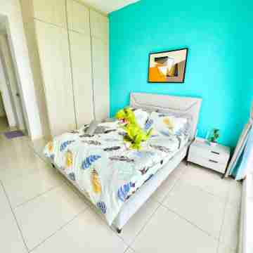 Legoland 3 mins drive@ Heart warming Families friendly Suit with Pool View 1-8px Rooms