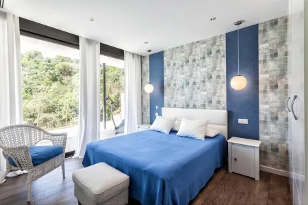 Luxury at your fingertips