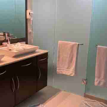 Beachfront Bliss:  2BR Beach Haven w/ Private Pool Rooms