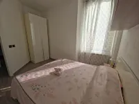 Central and quiet apartment, 1 min from the Duomo and 3 min from Lake Como.