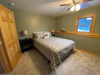 Mountain View Escape - Stunning Views! Bethlehem, NH Cabin Near Skiing & Hiking